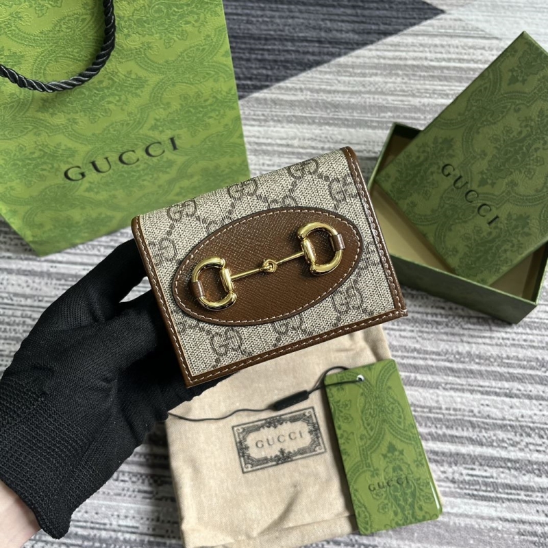 G*u*i wallets & purse